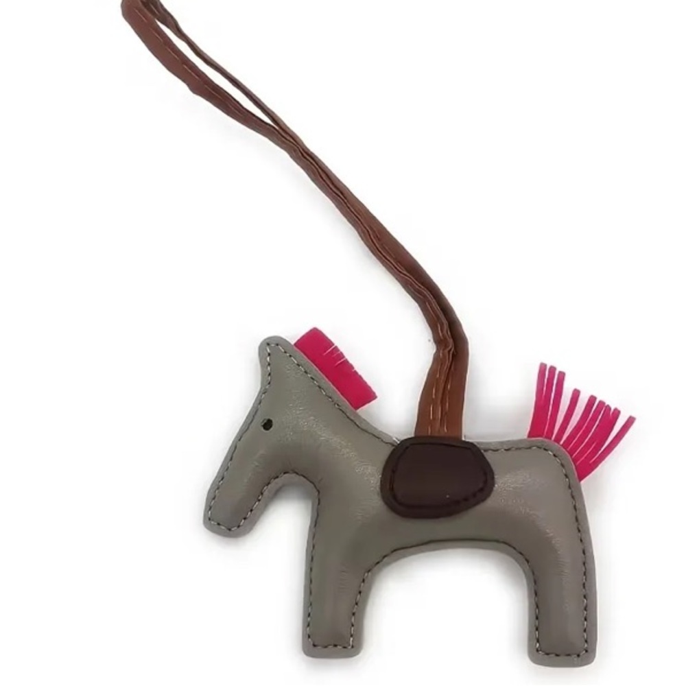 🆕 Equestrian Lucky Horse-Pony Purse Tag or Keychain - Grey and Pink 🐴
